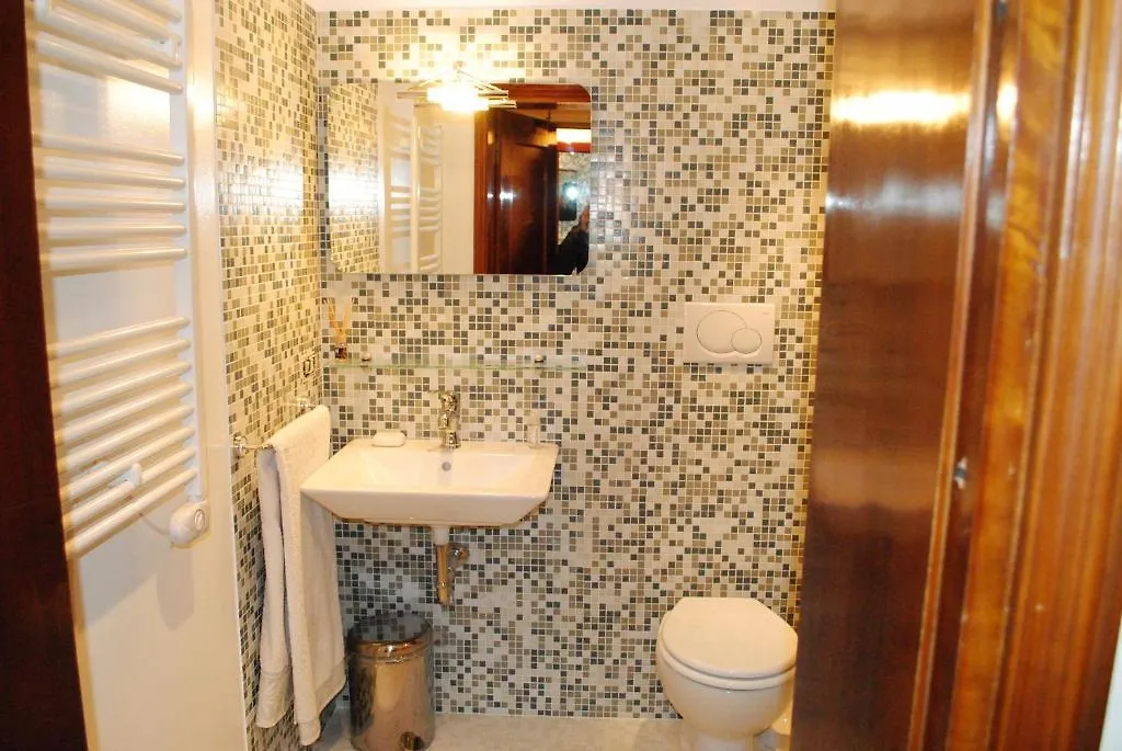 Bed & Breakfast B&B San Firmino Canal View Venedig
