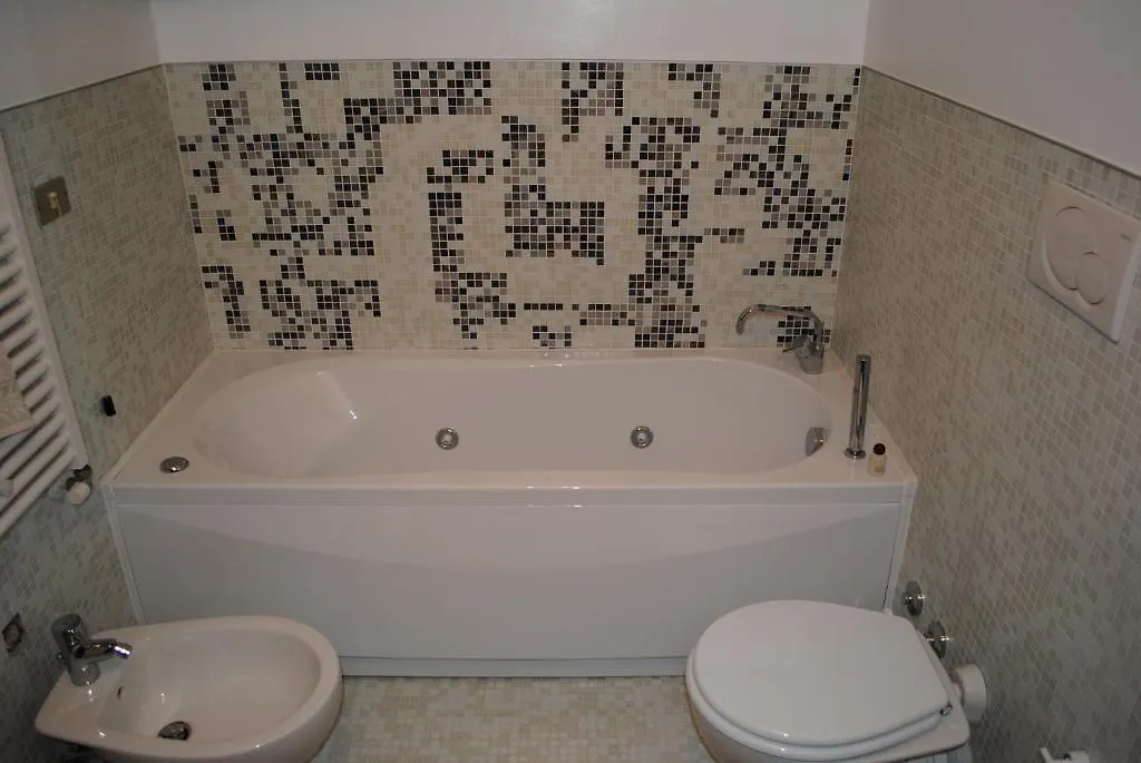 B&B San Firmino Canal View Venedig 2*,