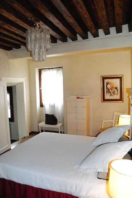 B&B San Firmino Canal View Venedig Bed & Breakfast