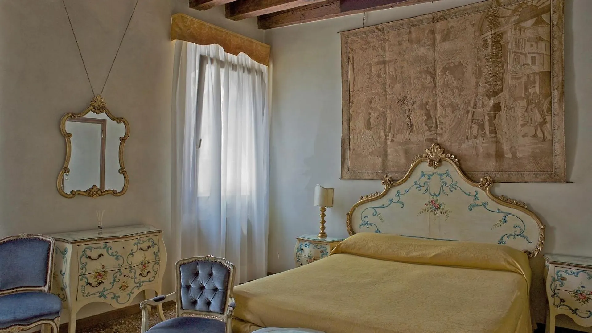 B&B San Firmino Canal View Venedig