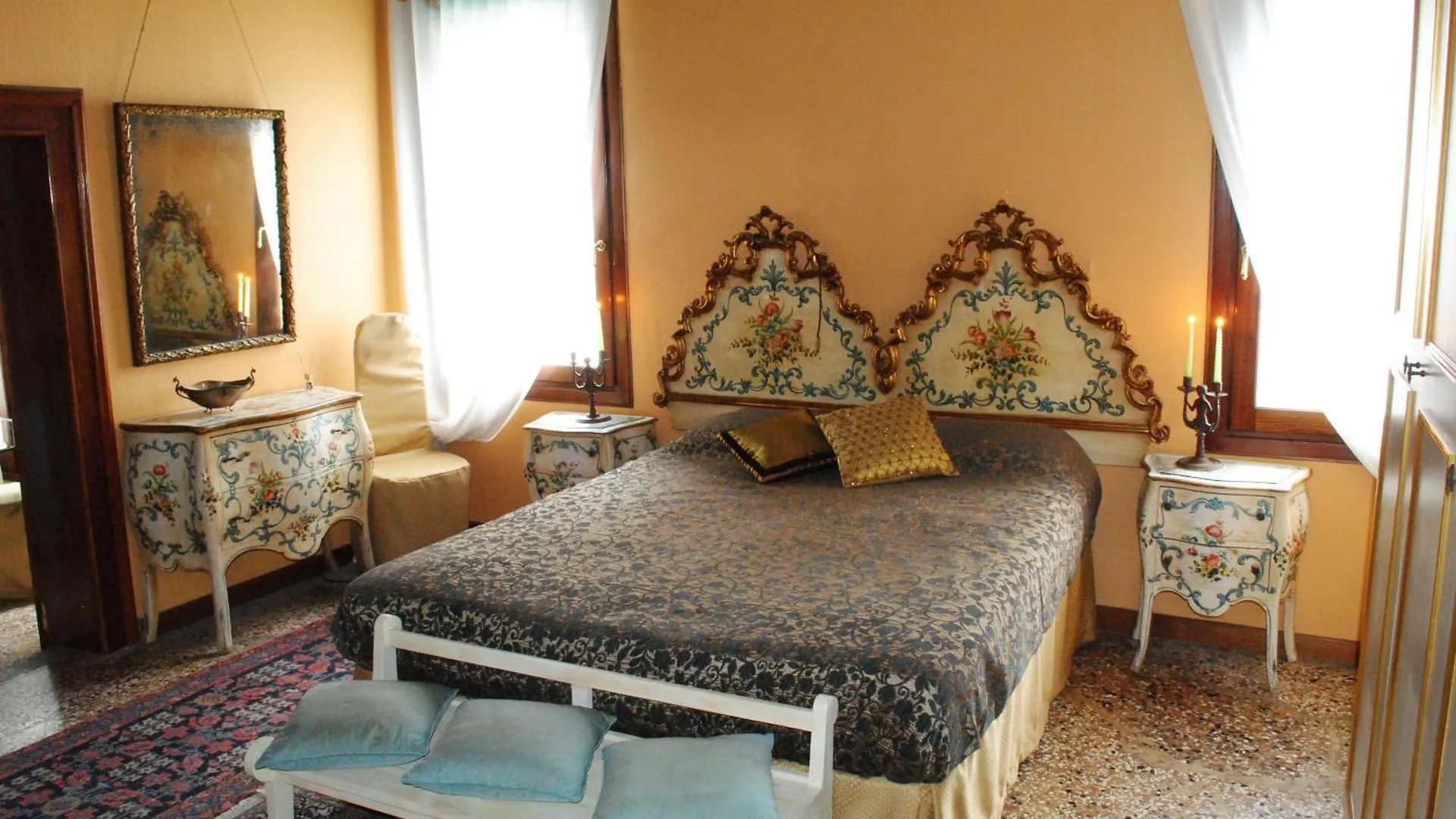 B&B San Firmino Canal View Venedig Italien