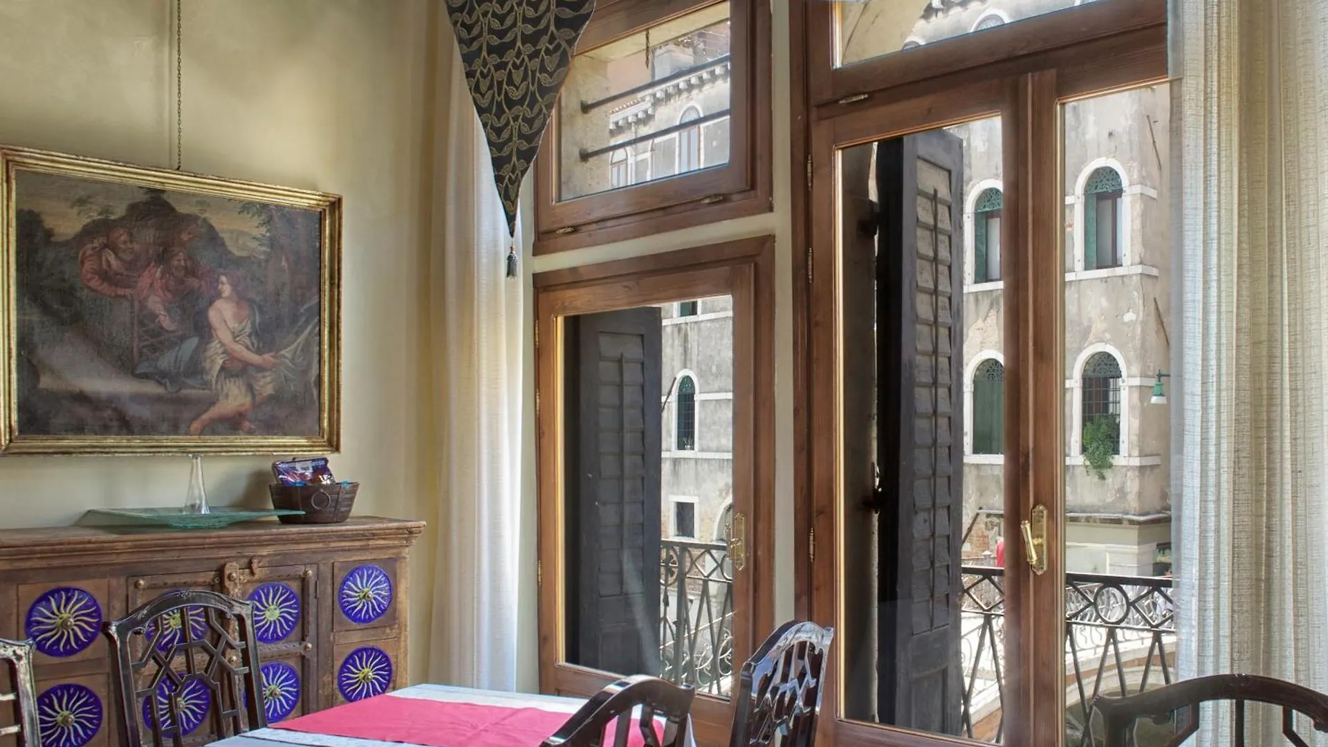 B&B San Firmino Canal View Venedig