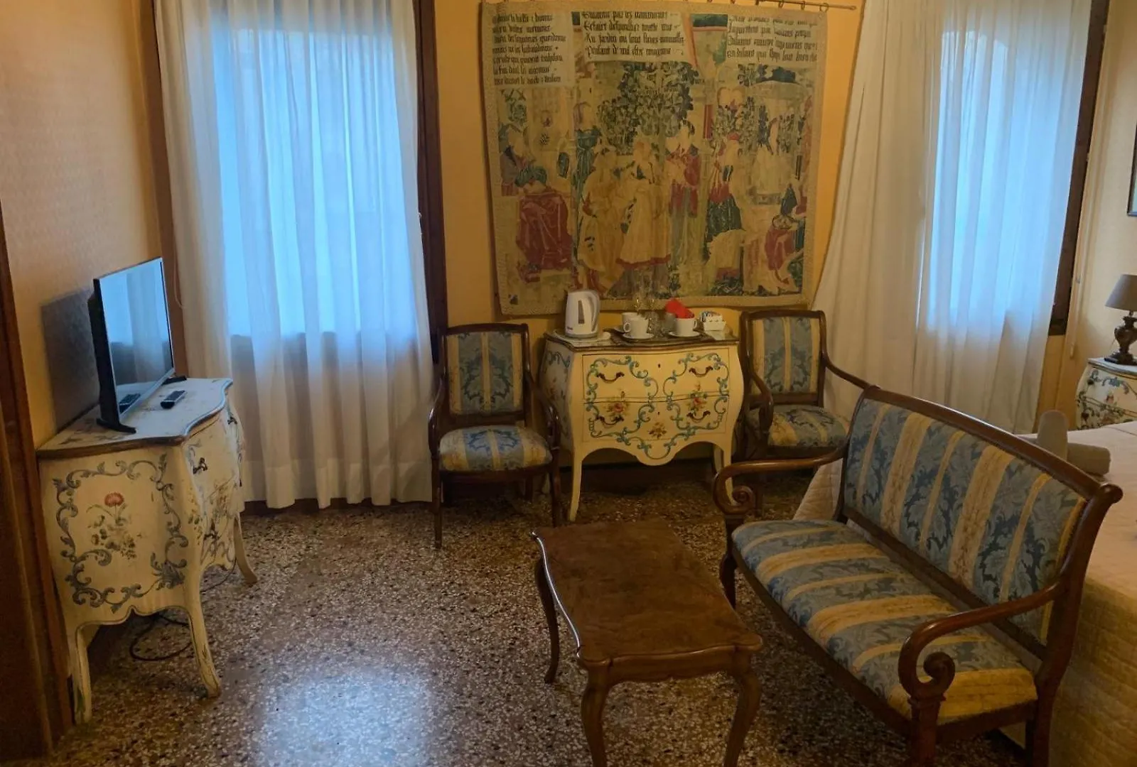 B&B San Firmino Canal View Venice Bed & Breakfast