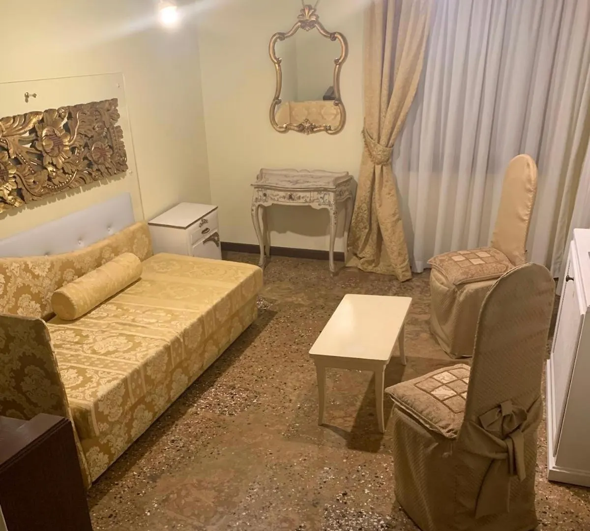 B&B San Firmino Canal View Venedig Italien