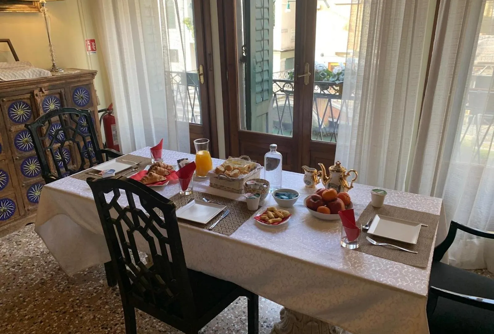 B&B San Firmino Canal View Venice 2*,  Italy