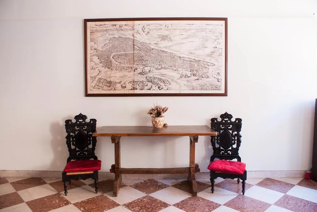 ** Bed & Breakfast B&B San Firmino Canal View Venedig Italien