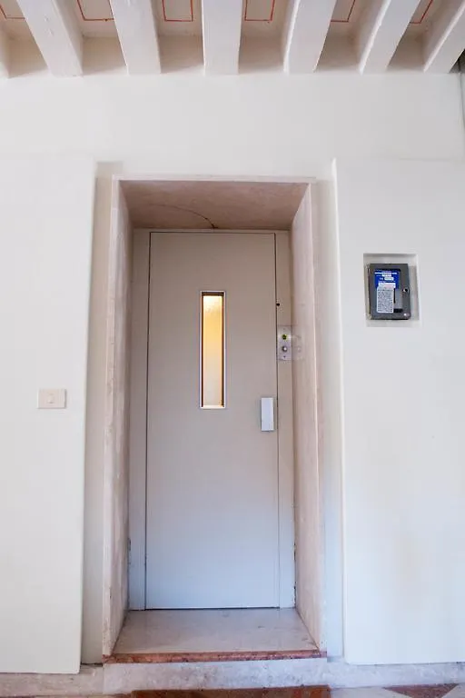 B&B San Firmino Canal View Venedig