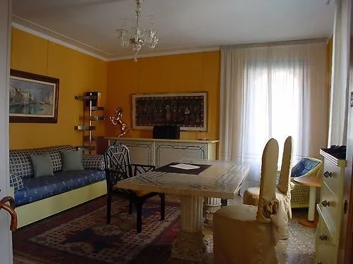 B&B San Firmino Canal View Venice 2*,  Italy