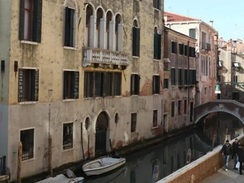 B&B San Firmino Canal View Venice Bed & Breakfast